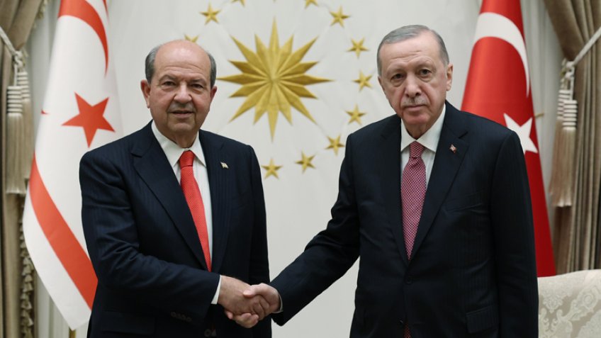  Cumhurbaşkanı Erdoğan, KKTC Cumhurbaşkanı Tatar ile görüştü