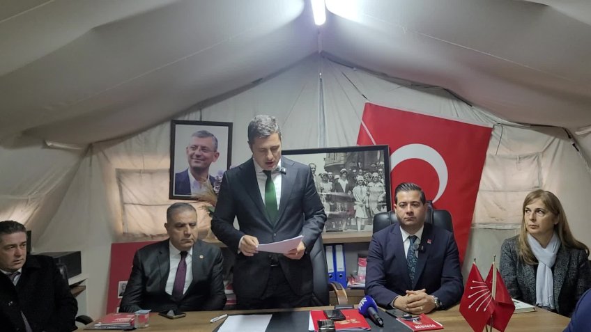 Deniz Yücel, Hatay’dan iktidara seslendi: "Depremin üzerinden iki koca yıl geçti, hangi yaraya merhem oldunuz”