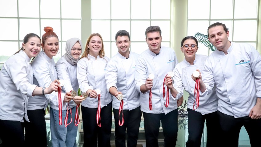 Dokuz Eylül'lü öğrenciler gastronomide madalyaları topladı