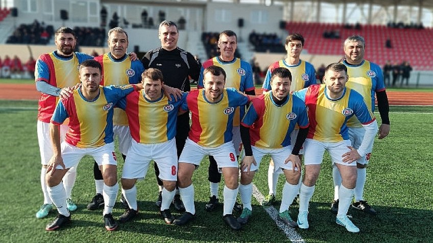 Gagauzya'nın 30. Kuruluş Yıldönümünü Sahada Kutladılar
