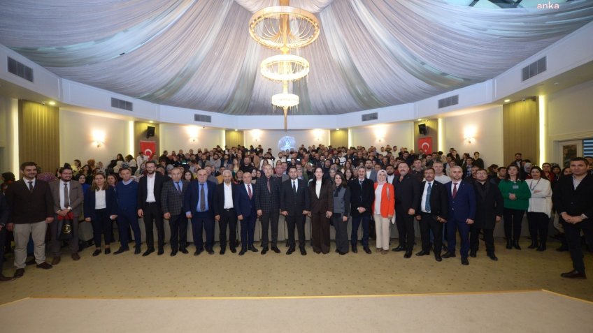 Kahramankazan Belediyesi'nden personeline yılbaşı öncesinde 2 bin liralık hediye çeki