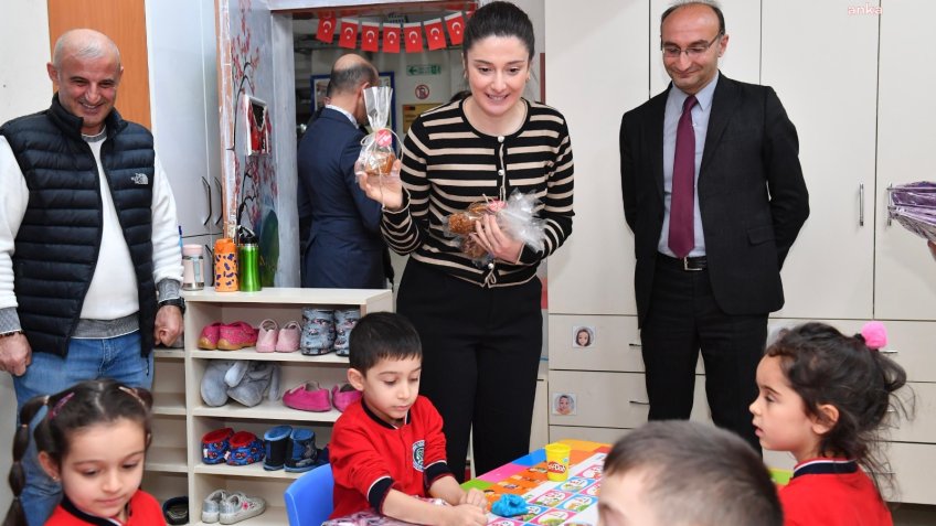 Ortahisar Belediye Başkanı Kaya’dan özel gereksinimli çocuklara yeni yıl hediyesi