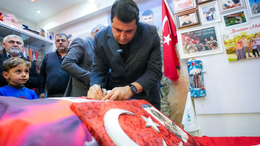 Şehitkamil Belediye Başkanı Yılmaz: "Şehit ailelerinin her zaman yanındayız" 