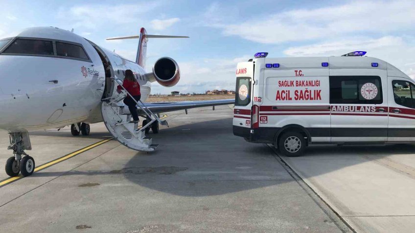 Van’da 3 yenidoğan hasta ambulans uçakla sevk edildi