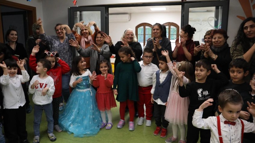 Yeni yıl etkinliğinde buluştular