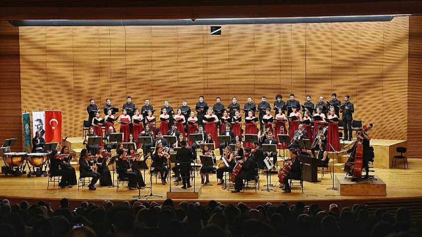 Yeni yıla özel muhteşem konser 