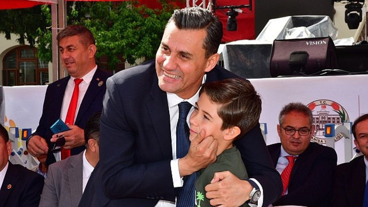 Başkan Ferdi Zeyrek'ten Yarıyıl Tatili Mesajı