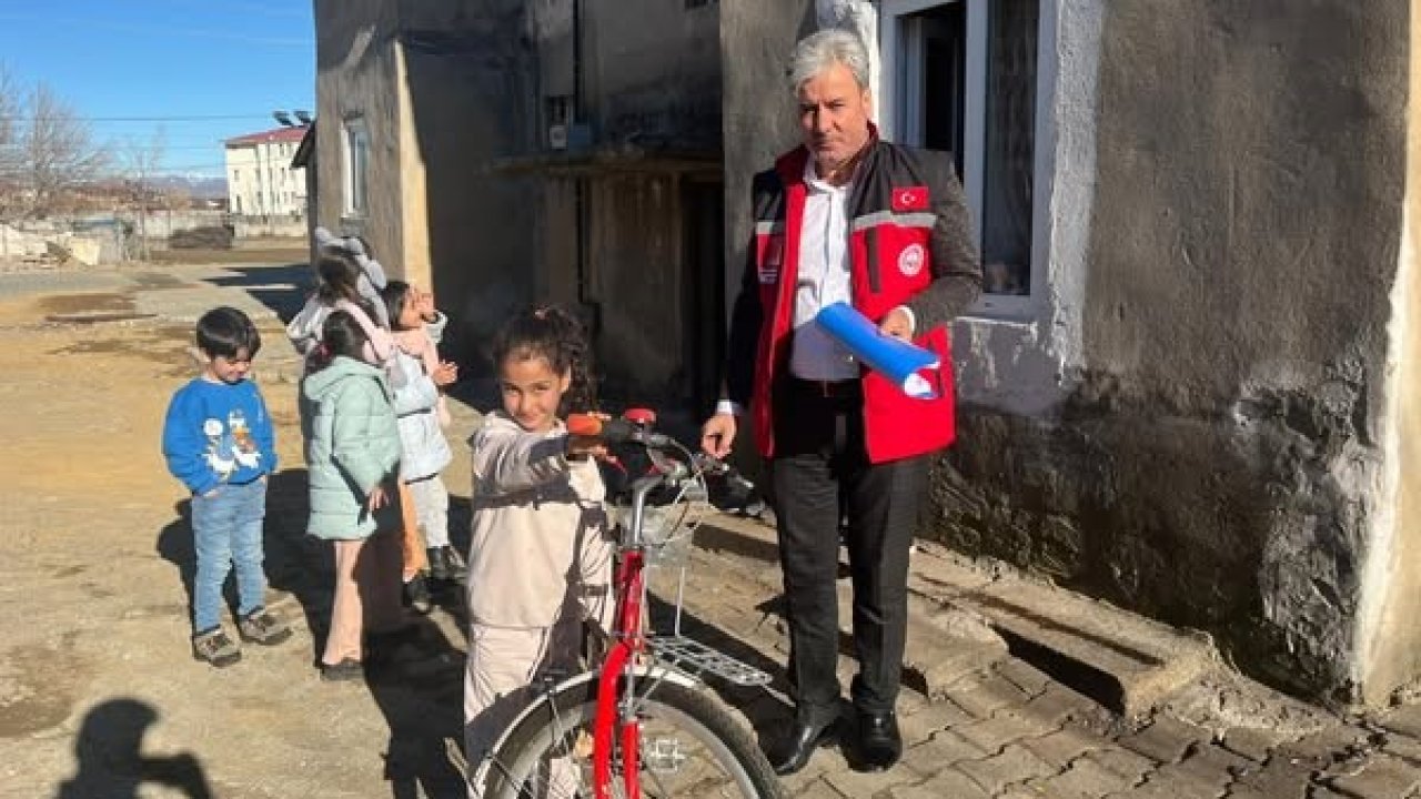 Bingöl’de başarılı öğrenciler ödüllendirildi