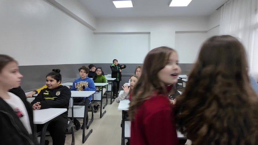 Bornova’da çocuklara “İklim Dostu Gelecek” eğitimi 