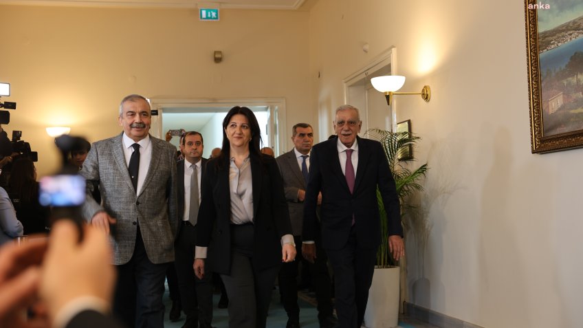 DEM Parti İmralı heyetinin Selahattin Demirtaş ve Figen Yüksekdağ'a cezaevinde planlanan ziyaretlerinin saati 13.00 olarak duyuruldu 