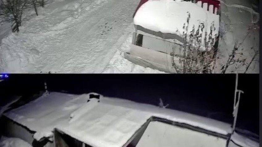 Deprem güvenlik kamerasına yansıdı