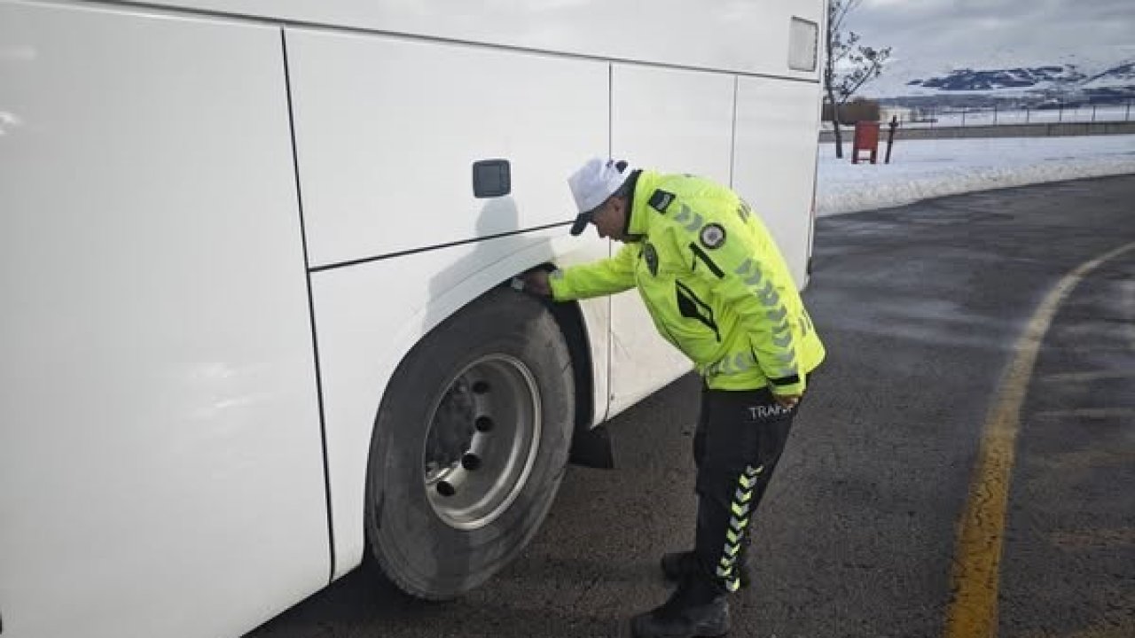 Emniyetten kemer ve kış lastiğine sıkı denetim
