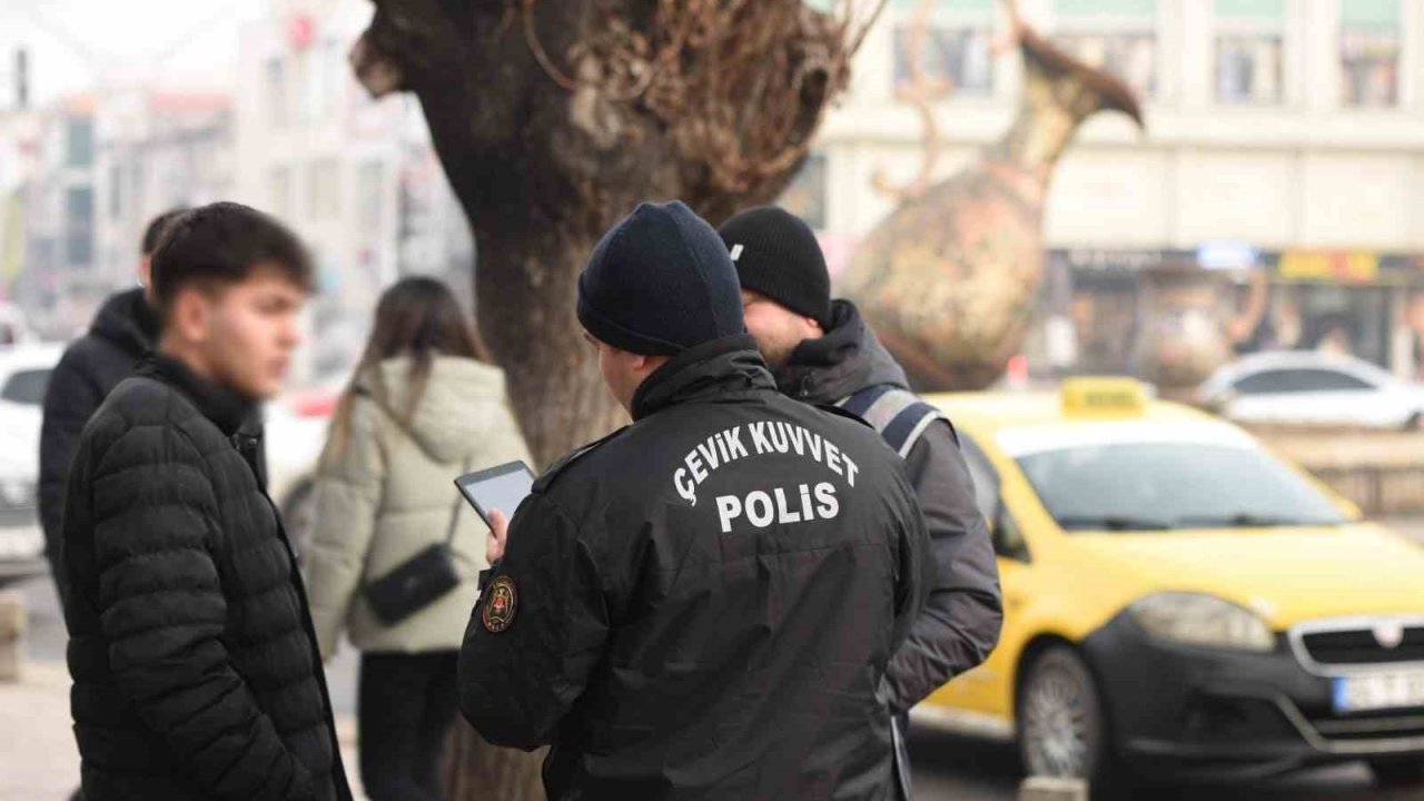 Erzincan’da "Huzurlu Sokaklar" uygulaması gerçekleştirildi
