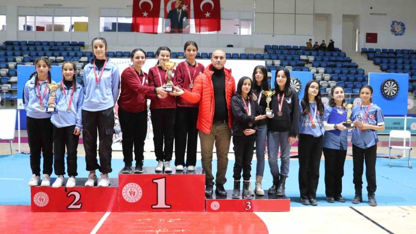 Hakkari’de dart il şampiyonası sona erdi