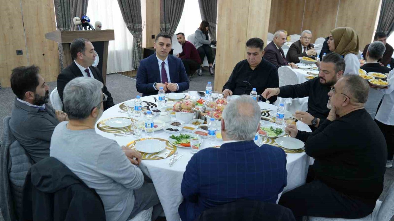 İl Özel İdaresi Genel Sekreteri Canpolat, kentte yapılan çalışmaları basınla paylaştı