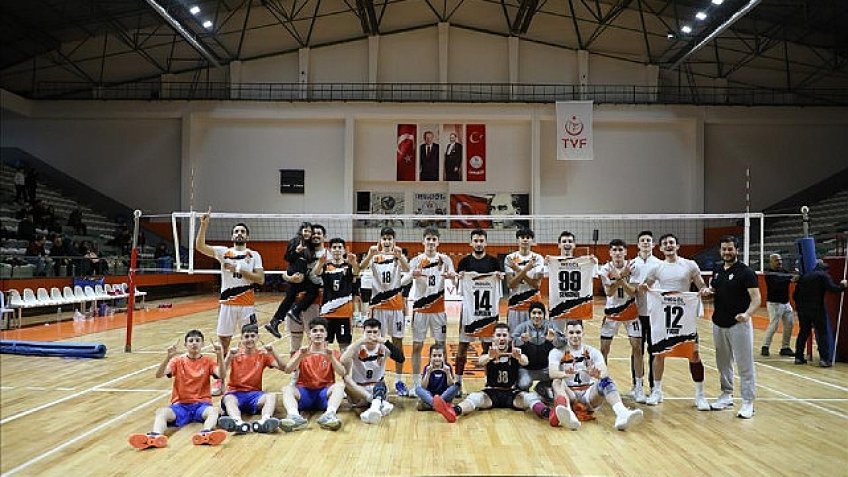 İnegöl Belediyespor Lider Düzce'yi Konuk Ediyor