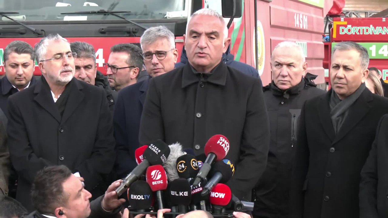 Kartalkaya'da otel yangını faciası... Kültür ve Turizm Bakanı Mehmet Nuri Ersoy: "Otelde iki tane yangın merdiveni var"