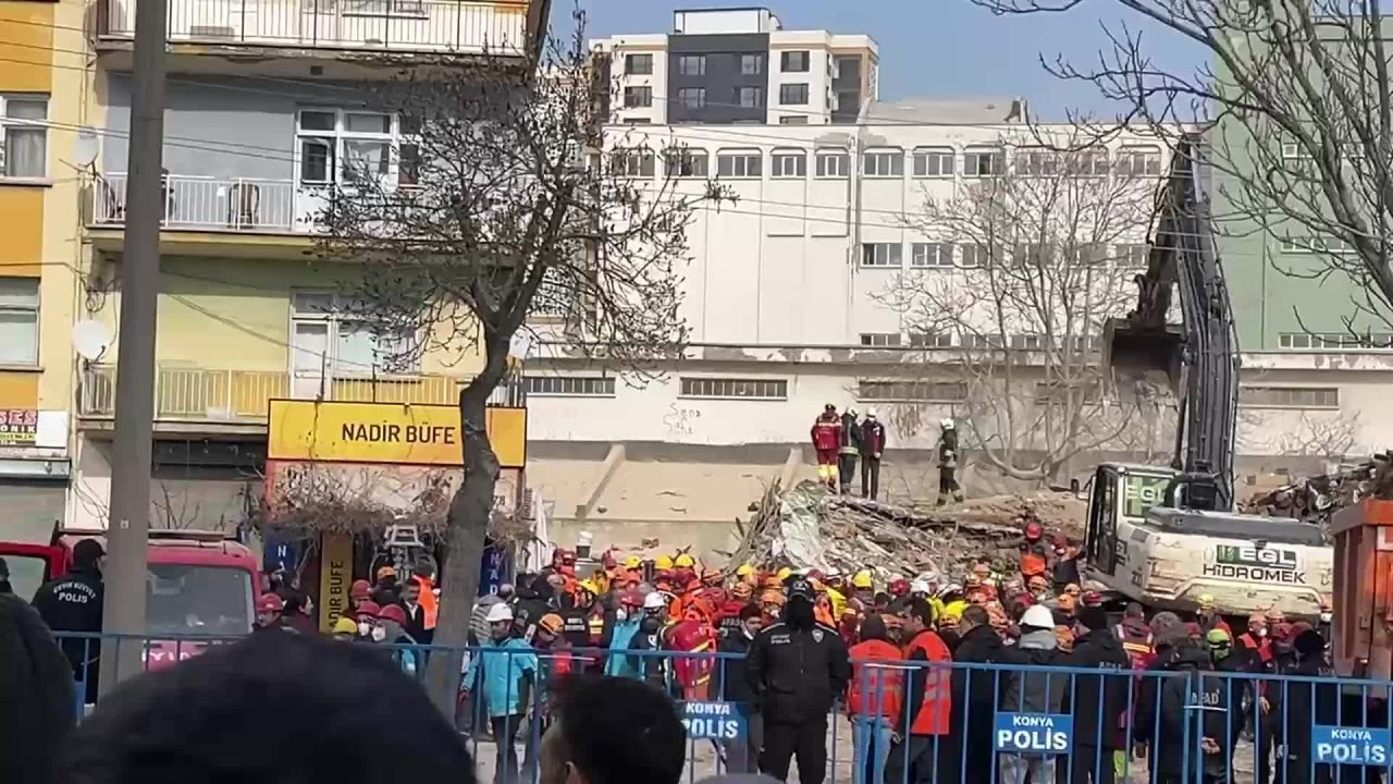 Konya'da çöken bina... Göçük altında kalan son kişinin cansız bedenine ulaşıldı