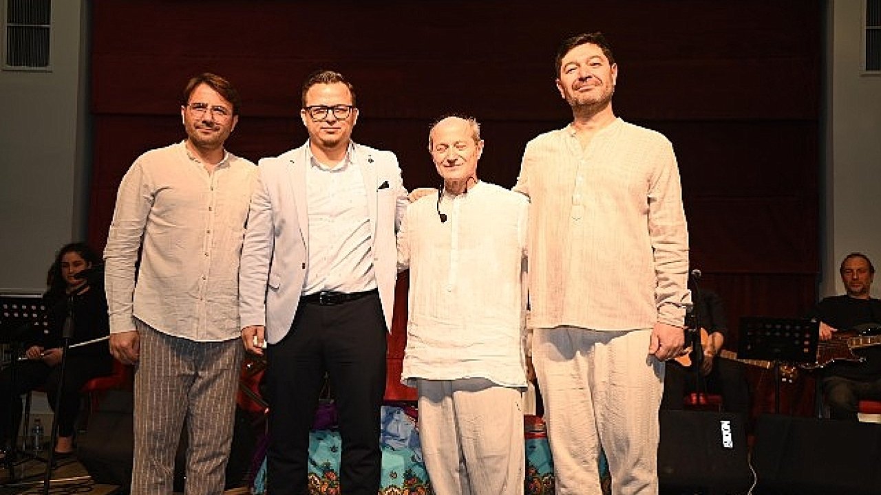 Manisa, Nazım Hikmet'i Bedreddin Oratoryosu ile Andı