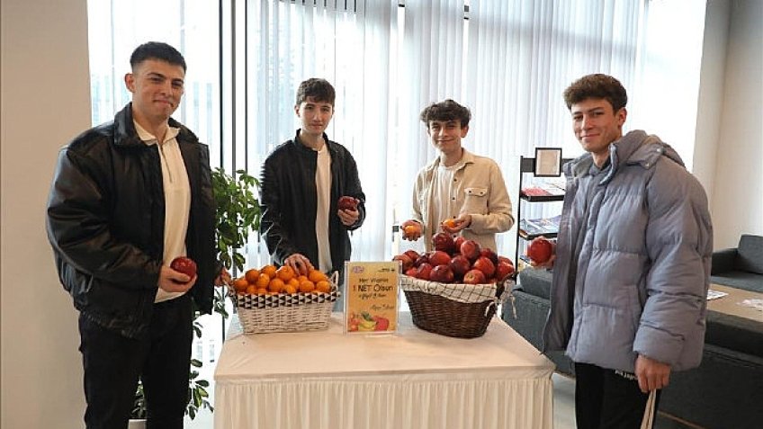 Nöbetçi Kitaphanelerde Bol Vitaminli İkram