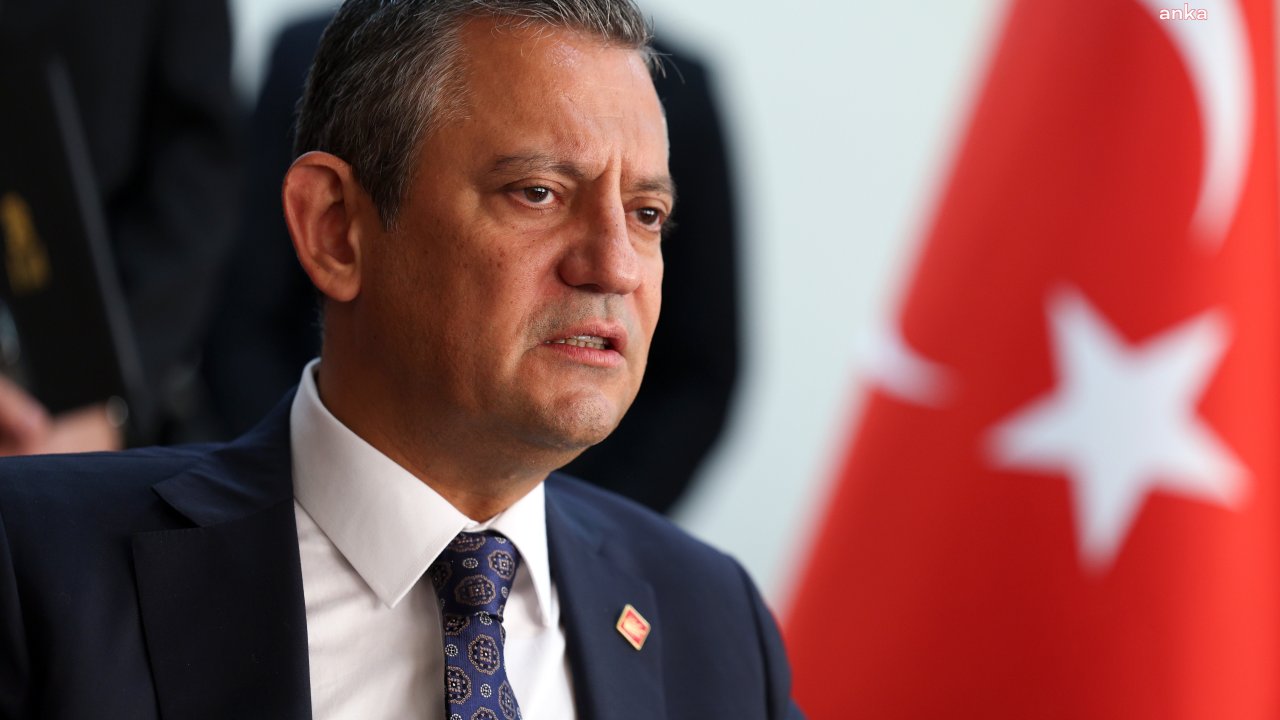 Özgür Özel, eski Dışişleri Bakanı İsmail Cem'i andı