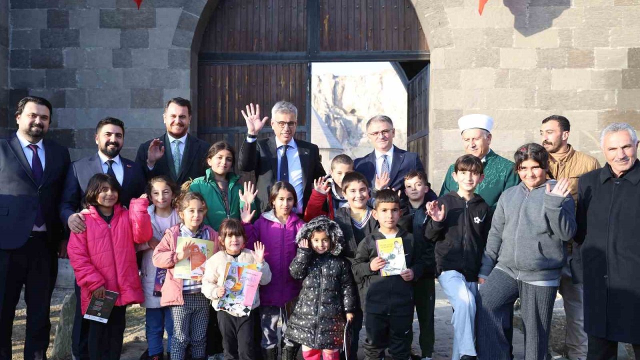 Sağlık Bakanı Memişoğlu: "Van’ımıza 800 yataklı bir şehir hastanesi kazandıracağız"