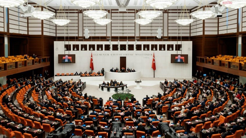 Sosyal Sigortalar ve Genel Sağlık Sigortası Kanunu ile Bazı Kanunlarda Değişiklik Yapılmasına Dair Teklif TBMM Genel Kurulu'nda kabul edildi