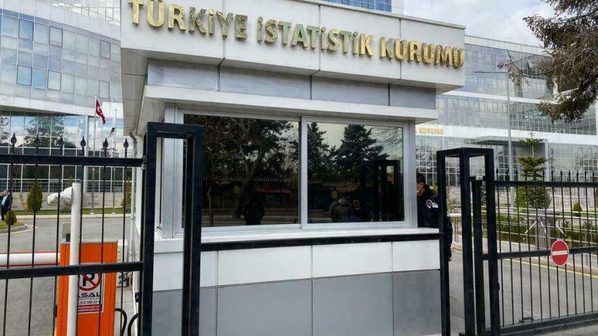 TÜİK: Aralık ayı enflasyonu yüzde 1,03 , yıllık enflasyon 44,38 oldu