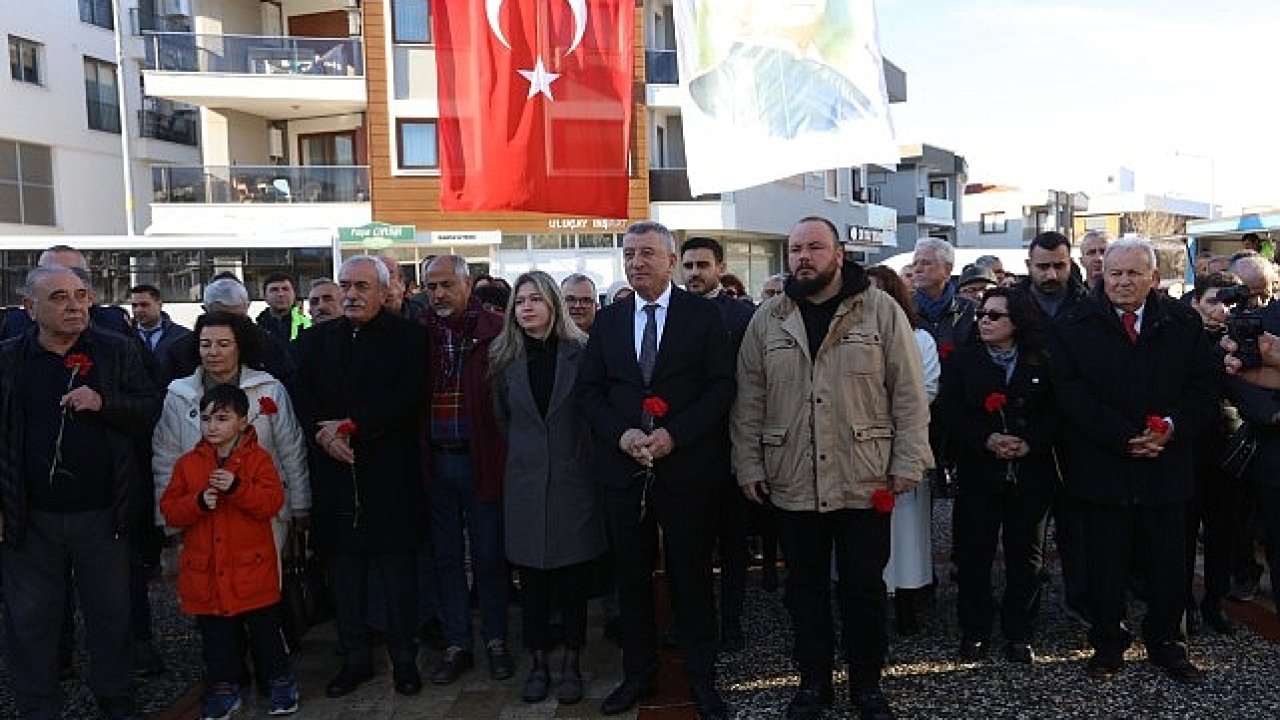 Uğur Mumcu Güzelbahçe'de anıldı. Güzelbahçe'de Uğur Mumcu ismi Atatürk Kültür Merkezi'nde yaşayacak