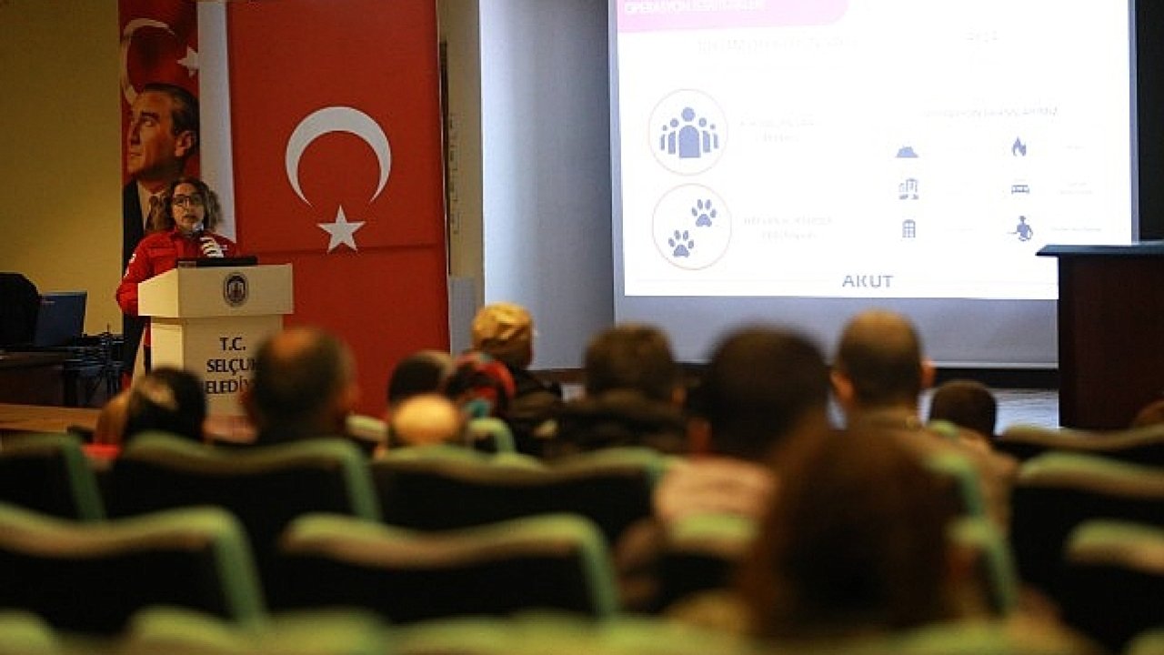 AKUT’tan engellilere yönelik deprem semineri