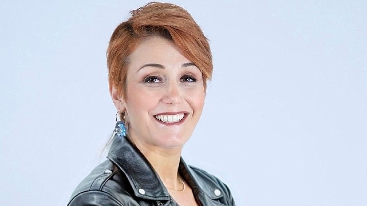 Banu Yüksel'in Dördüncü Kitabı 'Kurumsal Yılanlar' Raflarda