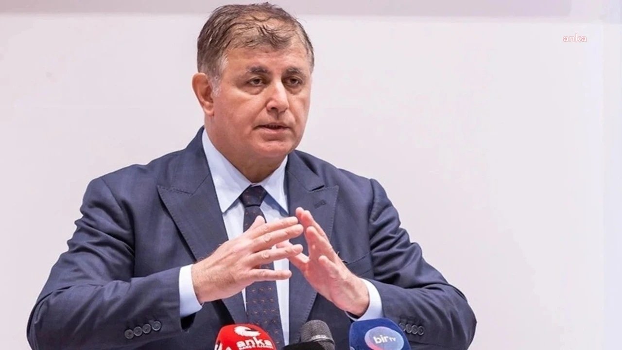 Ege Denizi'ndeki 5,3'lük deprem... İzmir Büyükşehir Belediye Başkanı Tugay: "Gelişmeleri yakından takip ediyoruz"