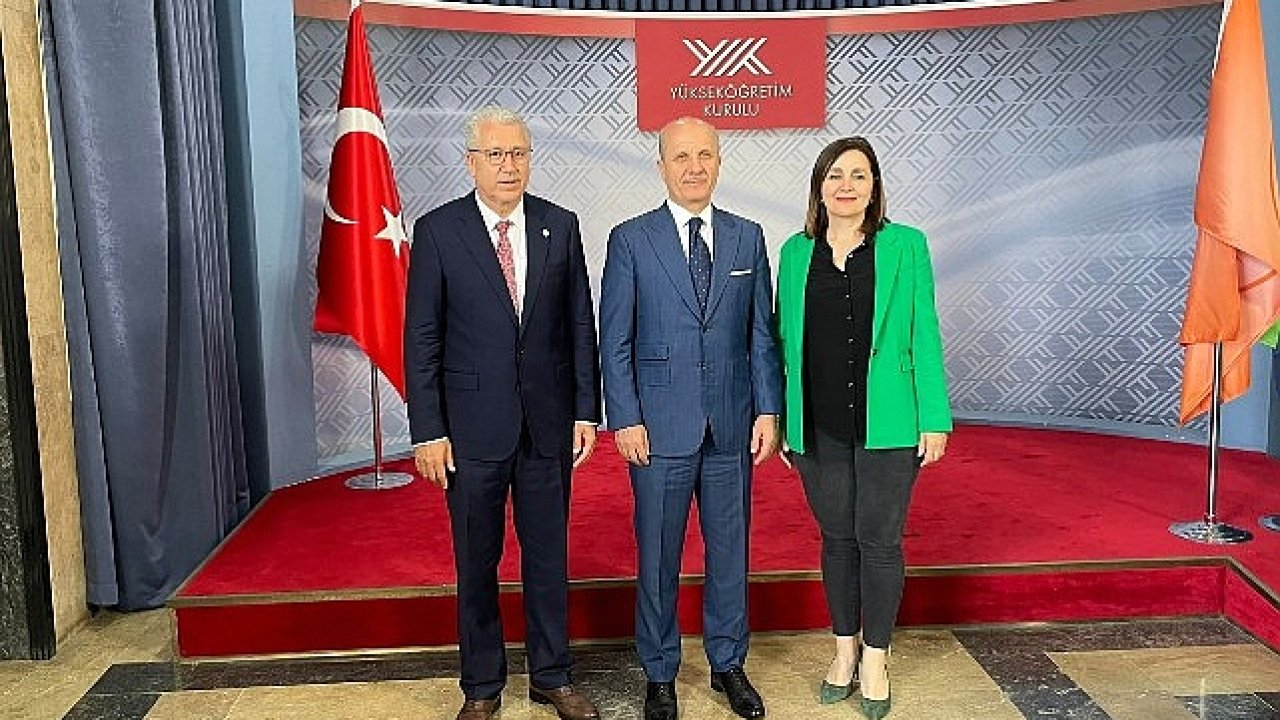 Ege Üniversitesinde yapay zekâ destekli engelsiz web siteleri kullanılmaya başlandı