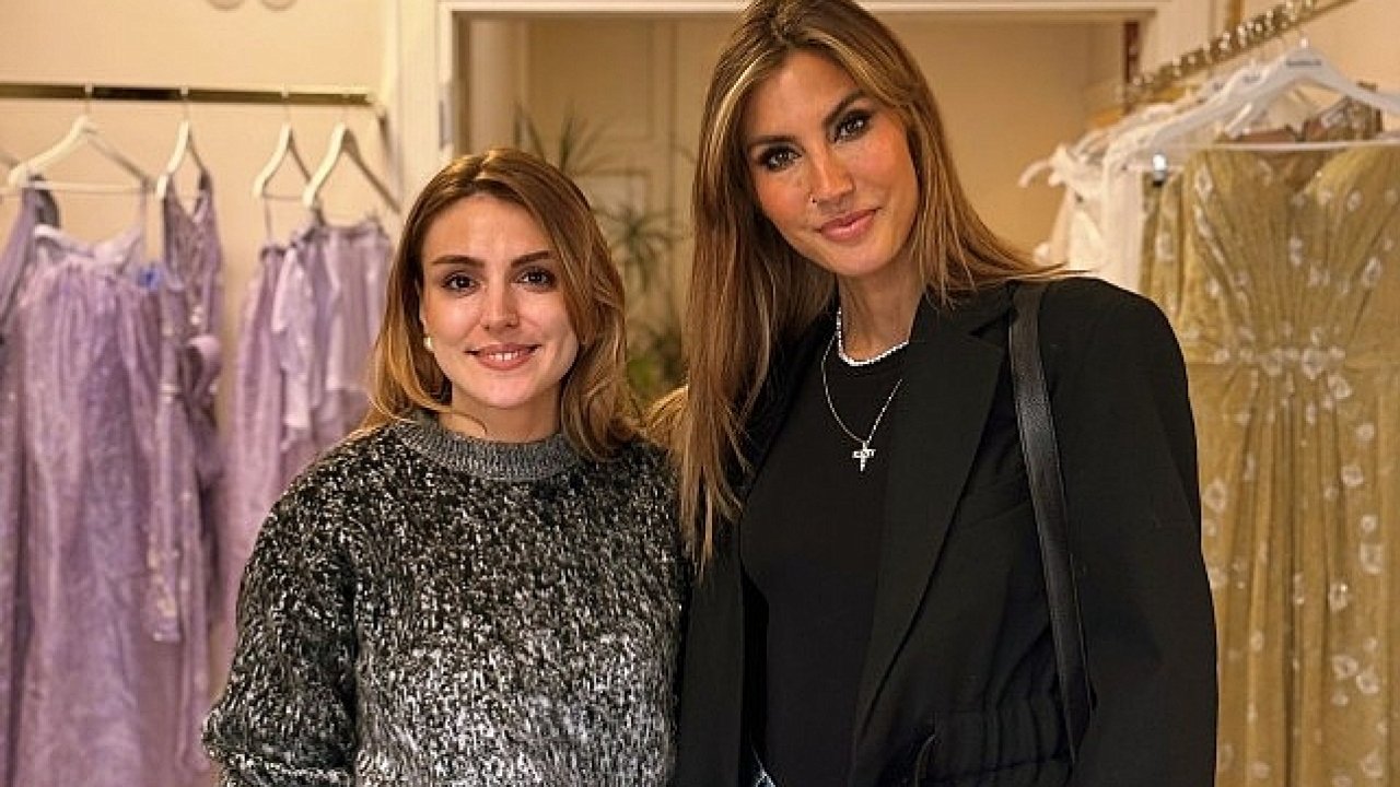 Londra Moda Haftası'nda Nutraxin Sponsorluğunda: Çağla Şikel, Ünlü Designer Neslişah Yılmaz'ın Barrus Koleksiyonu İçin Podyumda!
