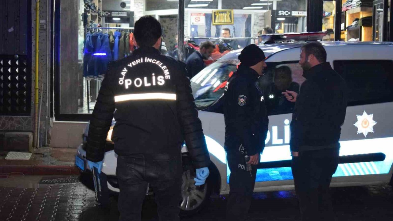 Malatya’da bıçaklı kavga: 3 yaralı