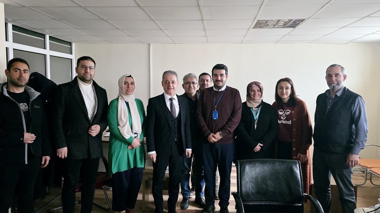 Tekin, Halk Sağlığı Hizmetleri Biriminde incelemelerde bulundu