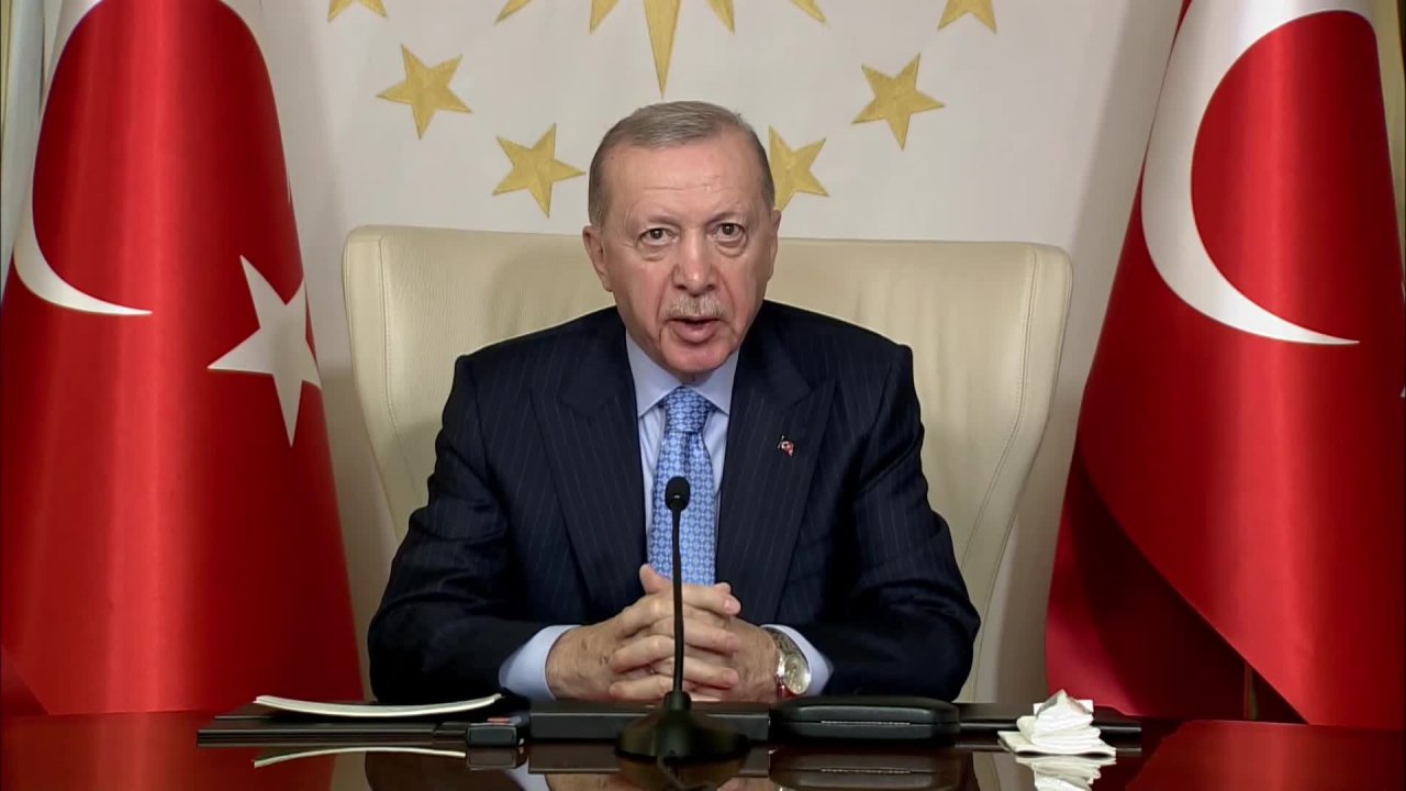 Cumhurbaşkanı Erdoğan: "AB'ye tam üyelik hedefimizi çok güçlü bir biçimde muhafaza ediyoruz"