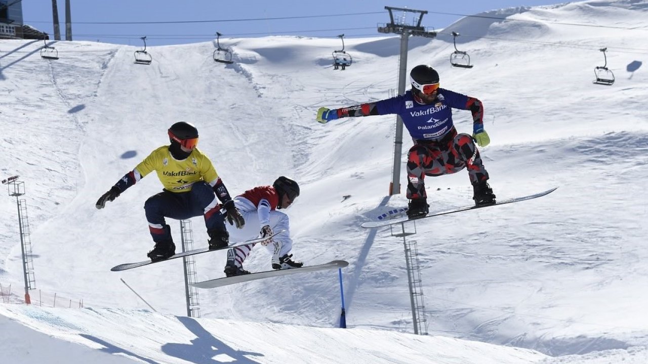 Dünya Snowboard Kupası’nda madalyalar sahiplerini buldu