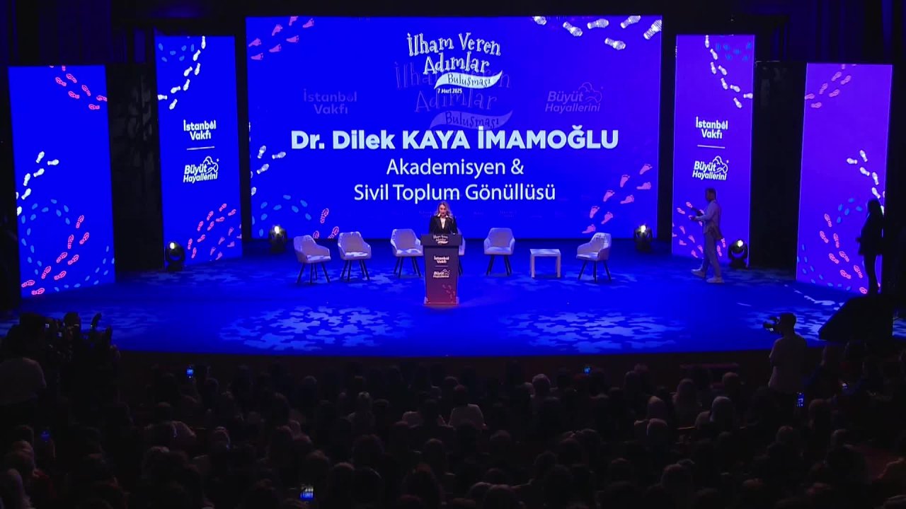 Ekrem İmamoğlu: “Güçlü bir biçimde kadın hakları savunucusu olarak yoluma devam edeceğime, hepinizin huzurunda söz veriyorum” 