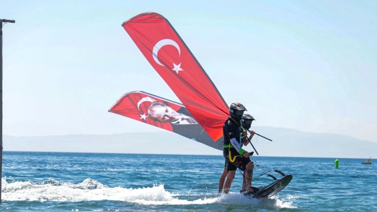 Bursa Gemlik Körfezi’nde su şöleni