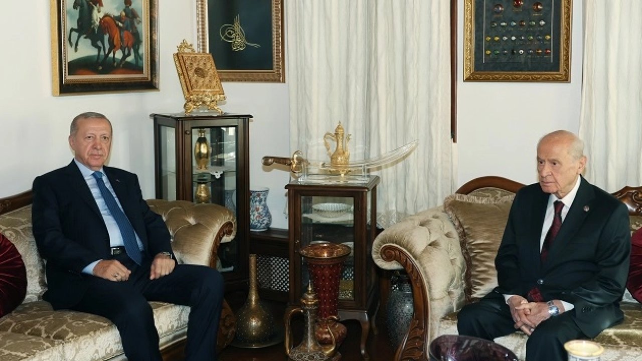 Cumhurbaşkanı Erdoğan, MHP lideri Bahçeli’yi evinde ziyaret etti