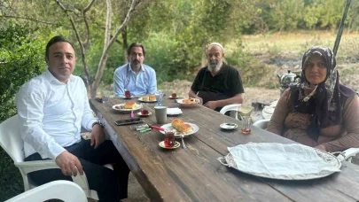 Elazığ’da ‘Bayrak Evler’ projesi devam ediyor