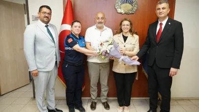 Gölcük Belediyesi'nin gülen yüzüne Başkan Sezer'den ziyaret