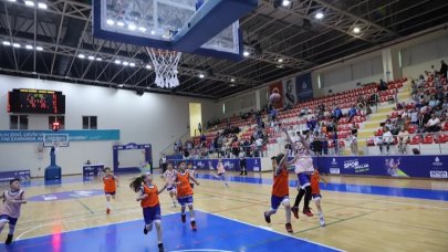 İBB Spor Okulları'nda yeni dönem başladı