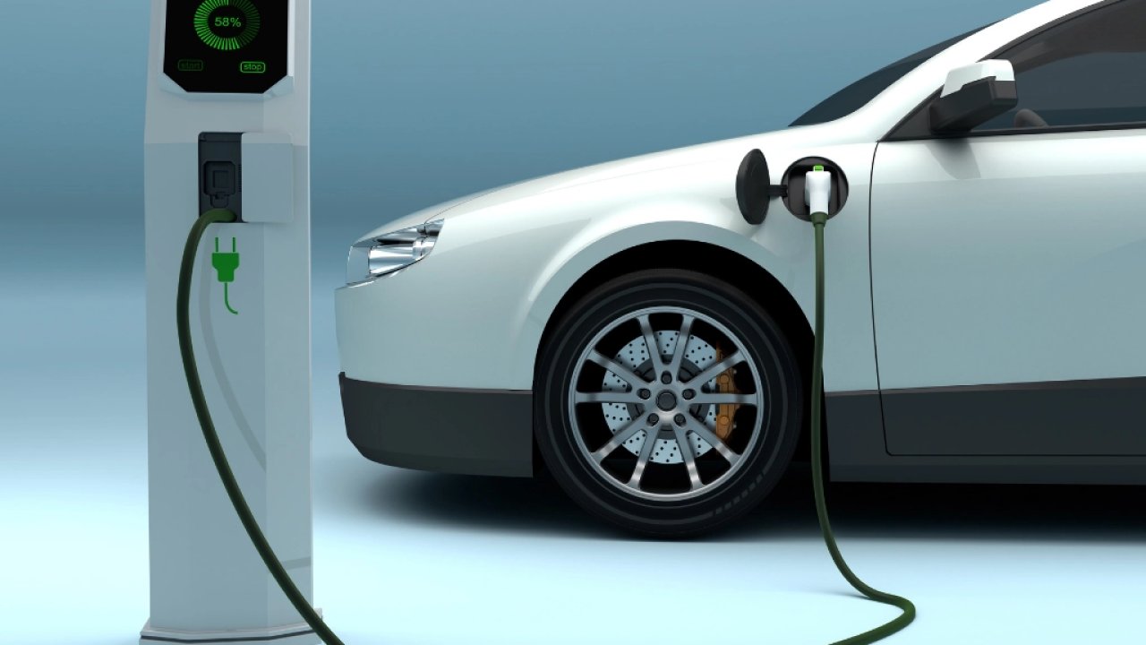 İzmir Bornova’da elektrikli araç dönemi başlıyor