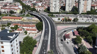 Konya'da Ahmet Öksüz Üst Geçidi’niN asfaltı yenilendi