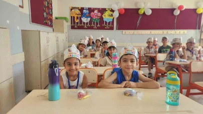 Tunceli’de uyum haftası başladı: Minikler ilk kez sıralarına oturdu