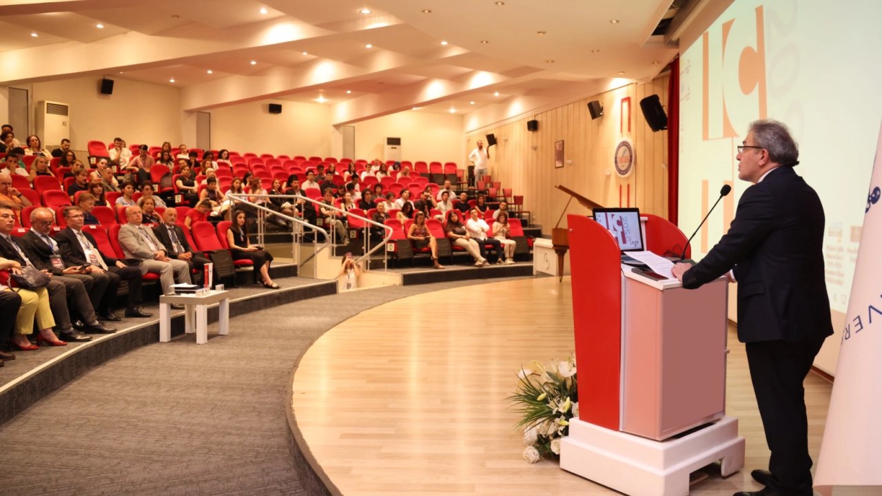 Türk Dilbilim Kurultayı 21 yıl sonra DEÜ’de yapılıyor