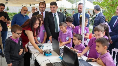 Artvin’de TÜBİTAK 4007 Bilim Şenliği başladı... Çocuklar doğal afetlere bilimle hazırlanıyor