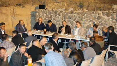 Kayseri Talas'ta muhtarlardan Mengücek buluşması